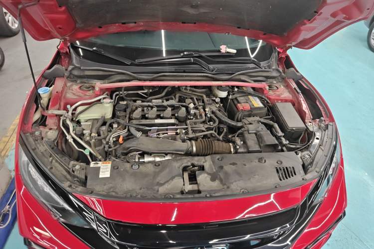 Used Honda Civic 2021 HATCHBACK 220TURBO CVT Trendy Cool Edition Engine Bay