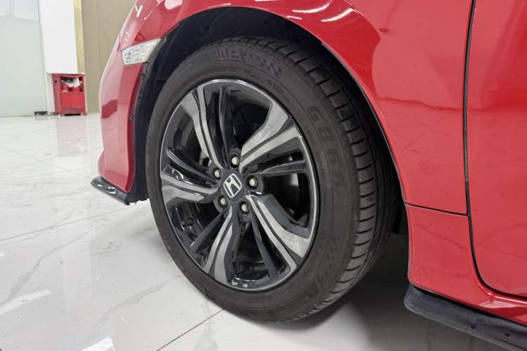 Used Honda Civic 2021 HATCHBACK 220TURBO CVT Trendy Cool Edition Exterior 5