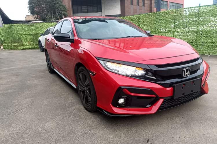Used Honda Civic 2021 HATCHBACK 220TURBO CVT Trendy Cool Edition Front Right 45 Deg