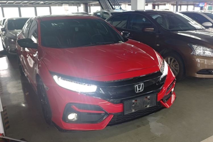 Used Honda Civic 2021 HATCHBACK 220TURBO CVT Trendy Cool Edition Front Right 45 Deg