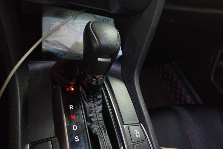 Used Honda Civic 2021 HATCHBACK 220TURBO CVT Trendy Cool Edition Gear Lever