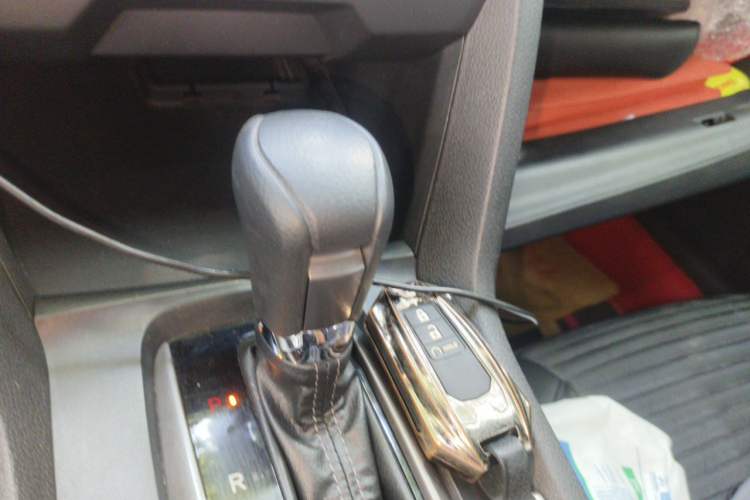 Used Honda Civic 2021 HATCHBACK 220TURBO CVT Trendy Cool Edition Gear Lever