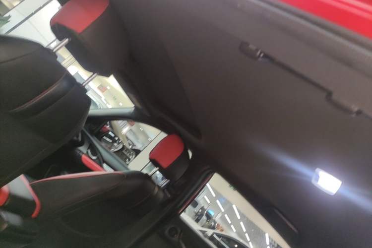 Used Honda Civic 2021 HATCHBACK 220TURBO CVT New Trendsetter Headliner
