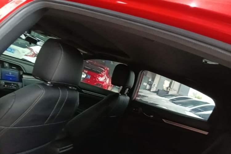 Used Honda Civic 2021 HATCHBACK 220TURBO CVT Trendy Cool Edition Headliner