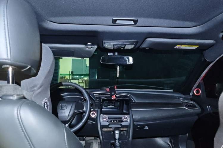 Used Honda Civic 2021 HATCHBACK 220TURBO CVT New Trendsetter Headliner