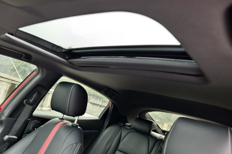 Used Honda Civic 2021 HATCHBACK 220TURBO CVT New Trendsetter Headliner
