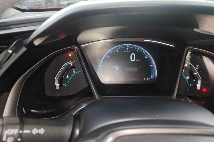 Used Honda Civic 2021 HATCHBACK 220TURBO CVT New Trendsetter Instrument Cluster