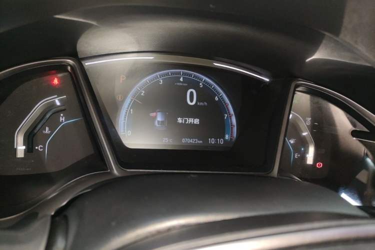 Used Honda Civic 2021 HATCHBACK 220TURBO CVT New Trendsetter Instrument Cluster