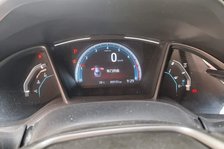 Used Honda Civic 2021 HATCHBACK 220TURBO CVT New Trendsetter Instrument Cluster