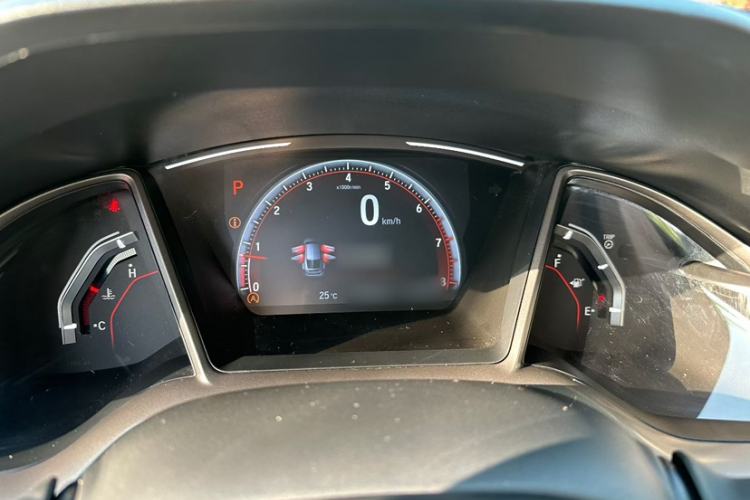 Used Honda Civic 2021 HATCHBACK 220TURBO CVT Trendy Cool Edition Interior 2