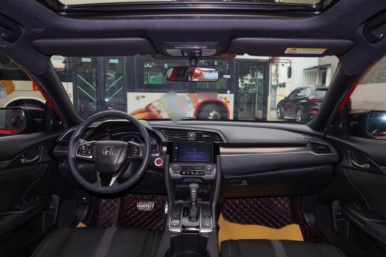 Used Honda Civic 2021 HATCHBACK 220TURBO CVT Trendy Cool Edition Interior 3