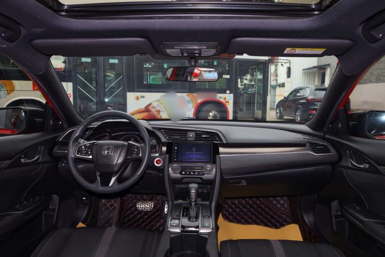 Used Honda Civic 2021 HATCHBACK 220TURBO CVT Trendy Cool Edition Interior 3
