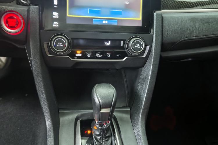 Used Honda Civic 2021 HATCHBACK 220TURBO CVT Trendy Cool Edition Interior 5