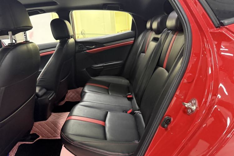 Used Honda Civic 2021 HATCHBACK 220TURBO CVT Trendy Cool Edition Interior 6