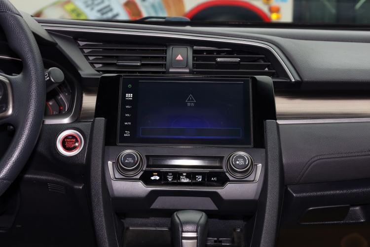 Used Honda Civic 2021 HATCHBACK 220TURBO CVT Trendy Cool Edition Interior 7