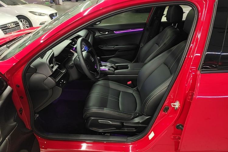 Used Honda Civic 2021 HATCHBACK 220TURBO CVT New Trendsetter Left Front Seat