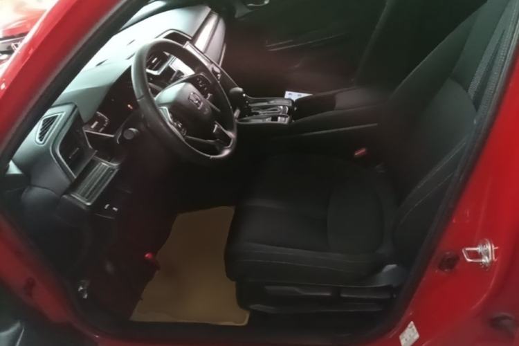 Used Honda Civic 2021 HATCHBACK 220TURBO CVT Trendy Cool Edition Left Front Seat