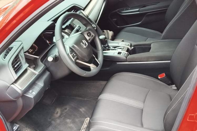 Used Honda Civic 2021 HATCHBACK 220TURBO CVT Trendy Cool Edition Left Front Seat