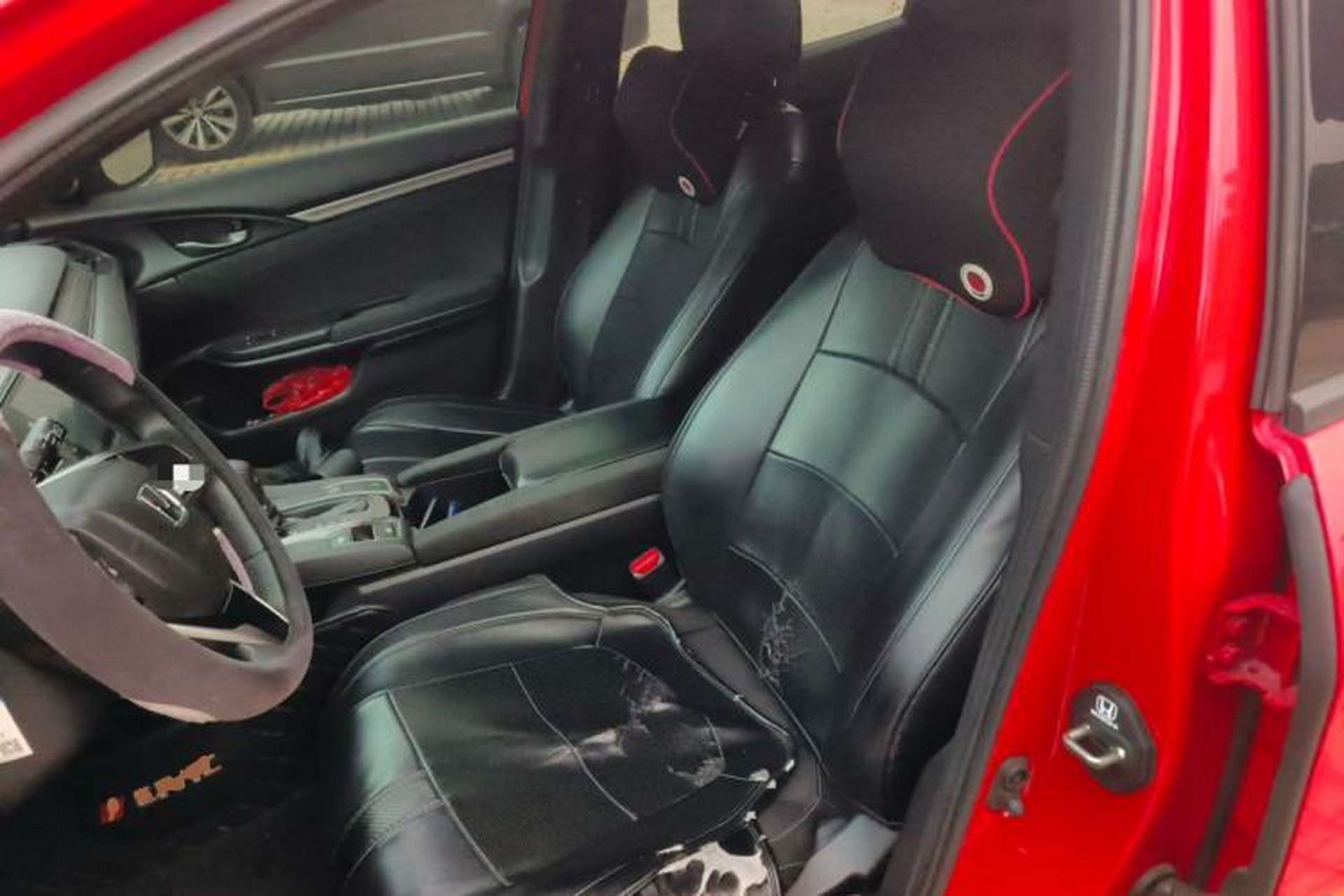 Used Honda Civic 2021 HATCHBACK 220TURBO CVT New Trendsetter Left Front Seat