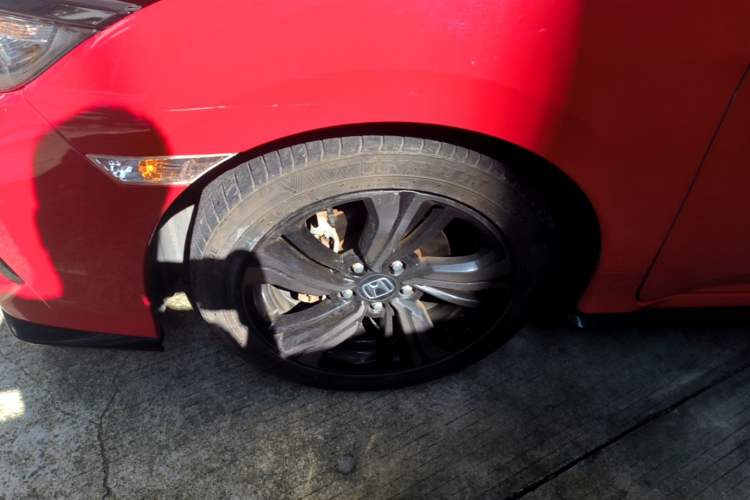 Used Honda Civic 2021 HATCHBACK 220TURBO CVT Dynamic Control Left Front Wheel Hub