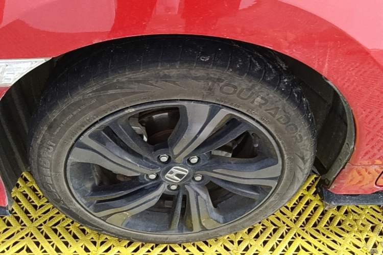 Used Honda Civic 2021 HATCHBACK 220TURBO CVT Trendy Cool Edition Left Front Wheel Hub