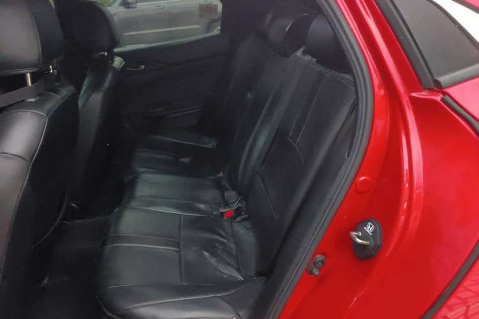 Used Honda Civic 2021 HATCHBACK 220TURBO CVT New Trendsetter Left Rear Seat