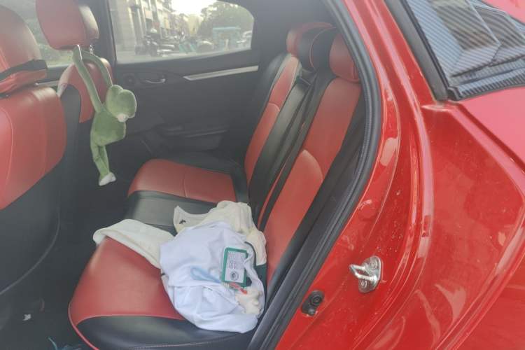 Used Honda Civic 2021 HATCHBACK 220TURBO CVT Trendy Cool Edition Left Rear Seat