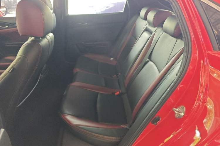 Used Honda Civic 2021 HATCHBACK 220TURBO CVT New Trendsetter Left Rear Seat