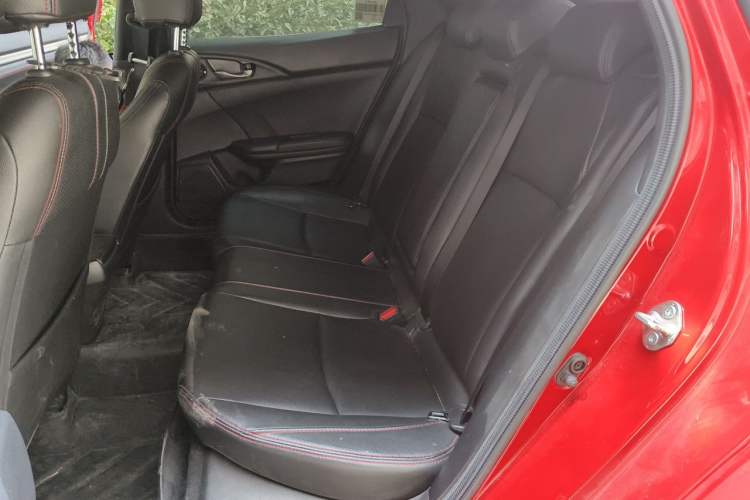 Used Honda Civic 2021 HATCHBACK 220TURBO CVT New Trendsetter Left Rear Seat