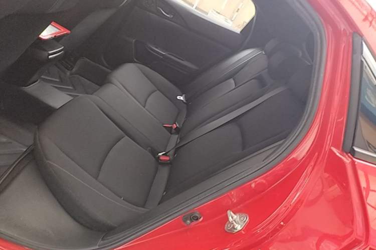 Used Honda Civic 2021 HATCHBACK 220TURBO CVT New Trendsetter Left Rear Seat