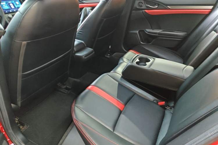 Used Honda Civic 2021 HATCHBACK 220TURBO CVT Trendy Cool Edition Left Rear Seat