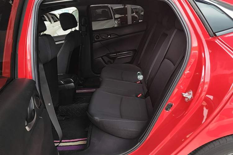 Used Honda Civic 2021 HATCHBACK 220TURBO CVT New Trendsetter Left Rear Seat