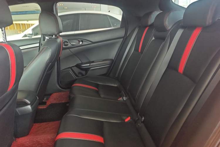 Used Honda Civic 2021 HATCHBACK 220TURBO CVT New Trendsetter Left Rear Seat