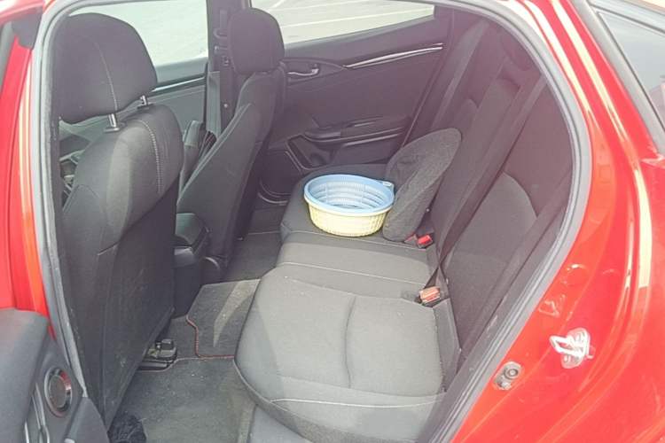 Used Honda Civic 2021 HATCHBACK 220TURBO CVT Trendy Cool Edition Left Rear Seat