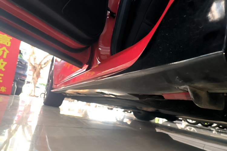 Used Honda Civic 2021 HATCHBACK 220TURBO CVT Dynamic Control Left Side Sill