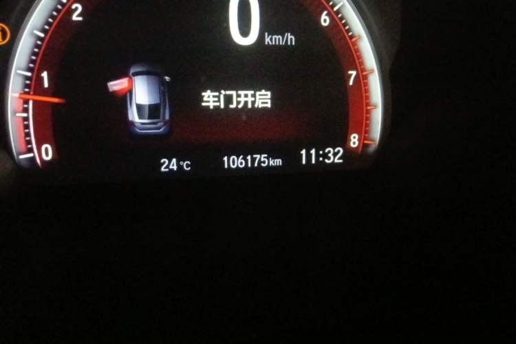 Used Honda Civic 2021 HATCHBACK 220TURBO CVT Trendy Cool Edition Odometer Close Up