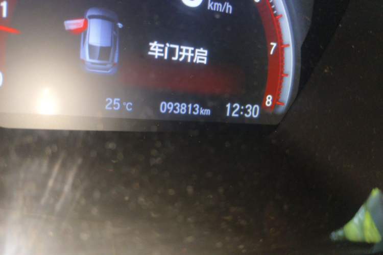 Used Honda Civic 2021 HATCHBACK 220TURBO CVT Trendy Cool Edition Odometer Close Up