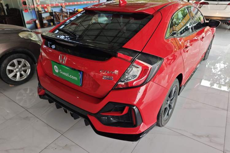 Used Honda Civic 2021 HATCHBACK 220TURBO CVT New Trendsetter Rear Right 45 Deg
