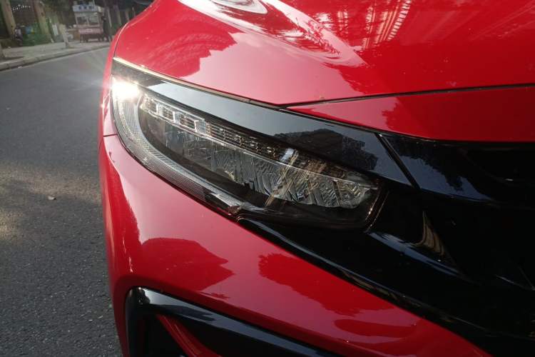 Used Honda Civic 2021 HATCHBACK 220TURBO CVT Trendy Cool Edition Right Front Headlight