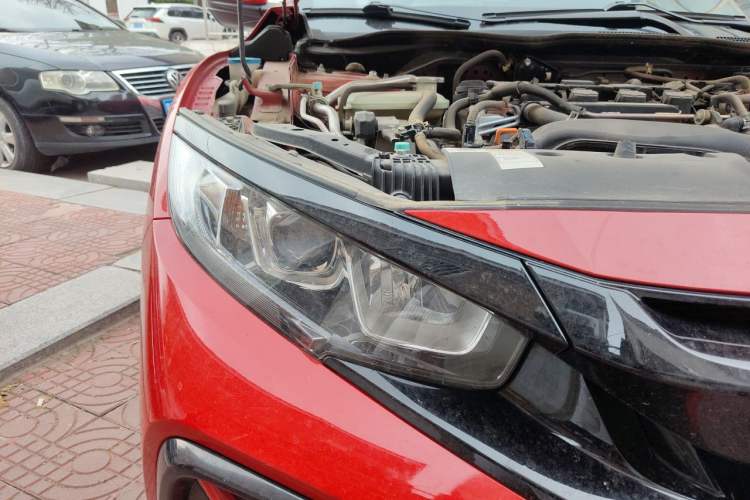 Used Honda Civic 2021 HATCHBACK 220TURBO CVT New Trendsetter Right Front Headlight