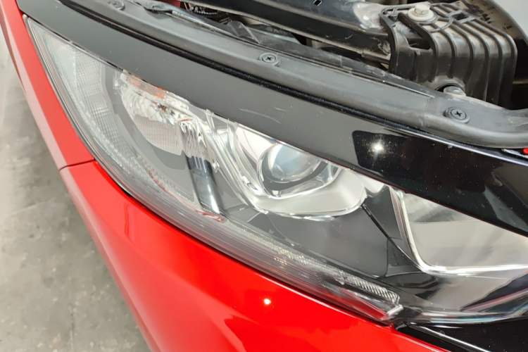 Used Honda Civic 2021 HATCHBACK 220TURBO CVT New Trendsetter Right Front Headlight