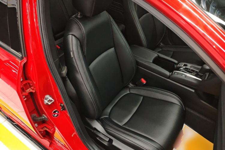 Used Honda Civic 2021 HATCHBACK 220TURBO CVT Trendy Cool Edition Right Front Seat