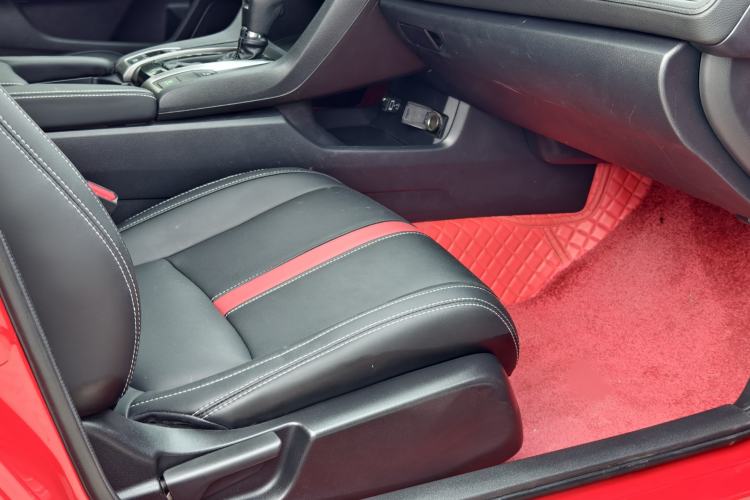 Used Honda Civic 2021 HATCHBACK 220TURBO CVT New Trendsetter Right Front Seat