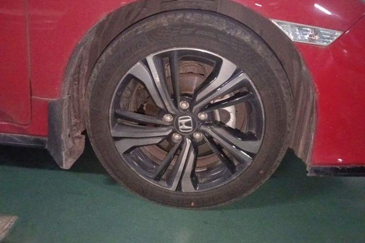 Used Honda Civic 2021 HATCHBACK 220TURBO CVT Trendy Cool Edition Right Front Wheel Hub