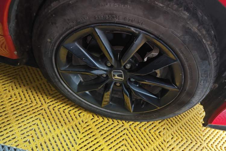 Used Honda Civic 2021 HATCHBACK 220TURBO CVT New Trendsetter Right Front Wheel Hub