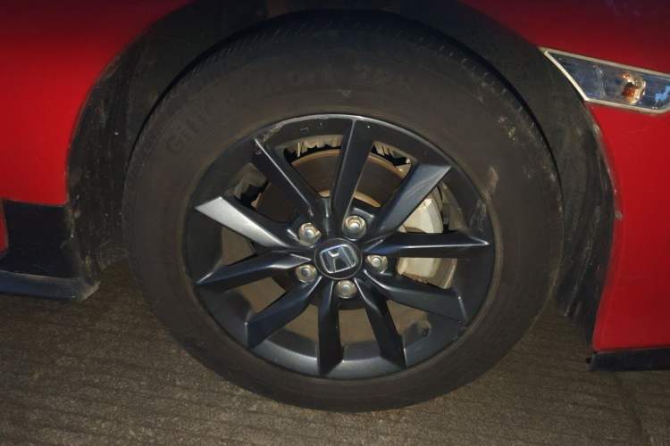 Used Honda Civic 2021 HATCHBACK 220TURBO CVT New Trendsetter Right Front Wheel Hub