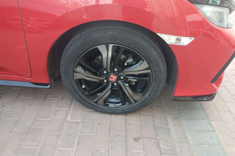 Used Honda Civic 2021 HATCHBACK 220TURBO CVT Dynamic Control Right Front Wheel Hub