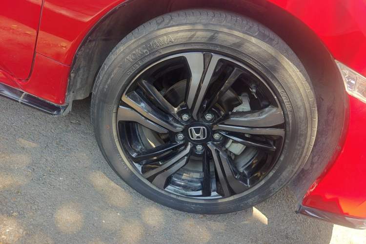 Used Honda Civic 2021 HATCHBACK 220TURBO CVT Trendy Cool Edition Right Front Wheel Hub