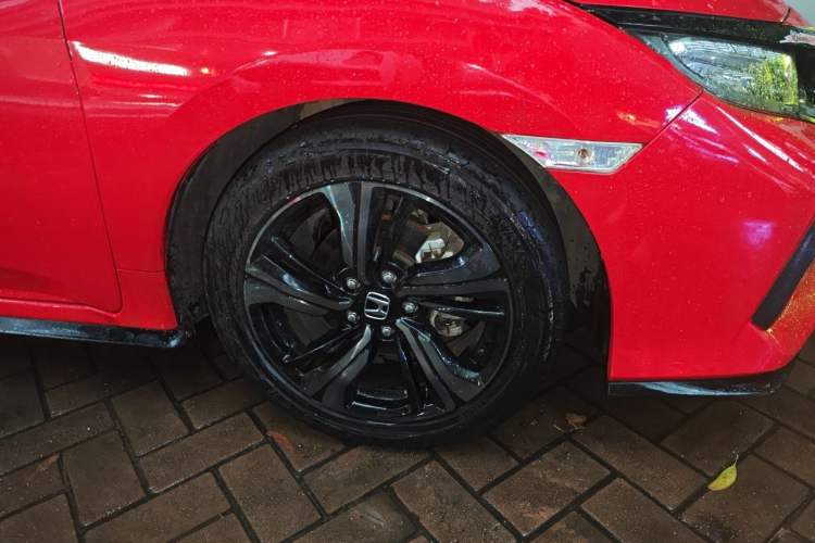 Used Honda Civic 2021 HATCHBACK 220TURBO CVT Trendy Cool Edition Right Front Wheel Hub