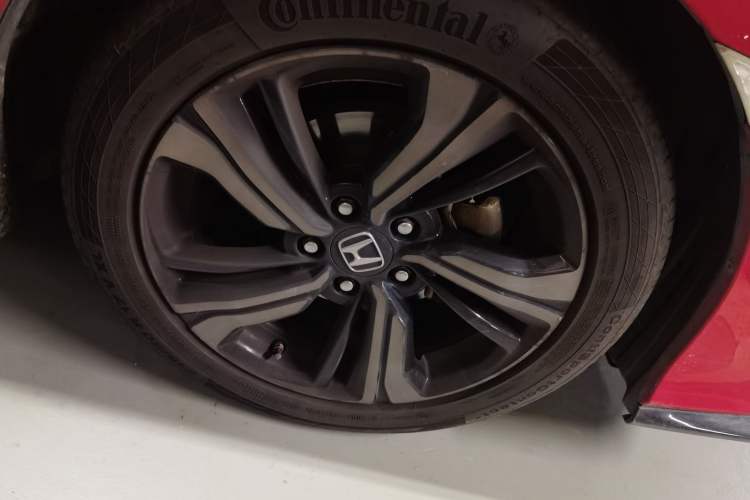 Used Honda Civic 2021 HATCHBACK 220TURBO CVT Trendy Cool Edition Right Front Wheel Hub
